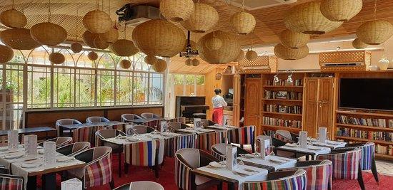 Dar Justo Restaurant and Bar